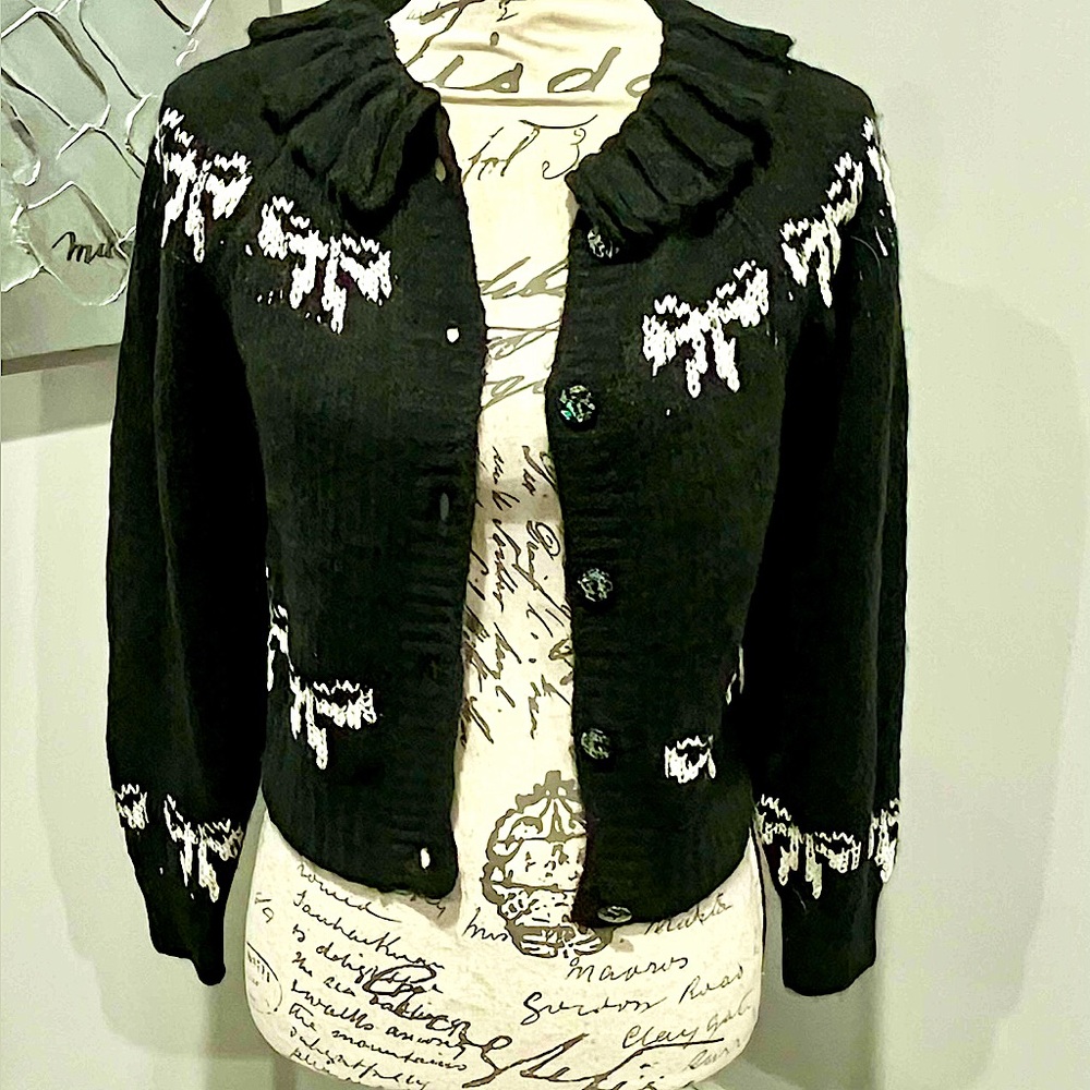 Kimchi Blue Marabell Bow Button Down Cardigan in Black with White - Picture 9 of 16